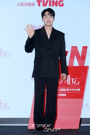 【フォト】少女時代ユナ＆イ・チェミン＆ソ・イスクら「『暴君のシェフ』見てね」