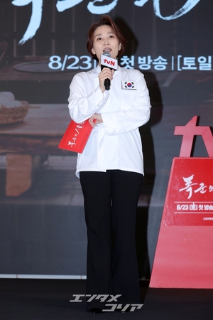 【フォト】少女時代ユナ＆イ・チェミン＆ソ・イスクら「『暴君のシェフ』見てね」