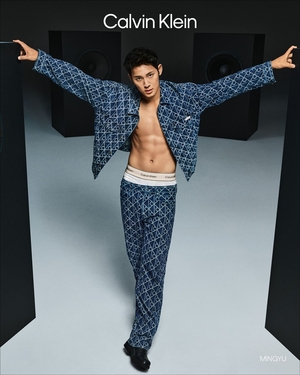 【フォト】SEVENTEENミンギュ　強烈デニムonデニム×腹筋クッキリ