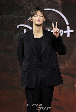 【フォト】サルを象徴する守護神ソ・イングク＆ネズミを象徴する守護神ソン・ユビン