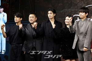 【フォト】マ・ドンソク＆パク・ヒョンシクら、『TWELVE　トゥエルブ』のキャストたち