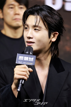 【フォト】マ・ドンソク＆パク・ヒョンシクら、『TWELVE　トゥエルブ』のキャストたち