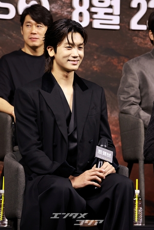 【フォト】マ・ドンソク＆パク・ヒョンシクら、『TWELVE　トゥエルブ』のキャストたち