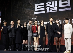 【フォト】マ・ドンソク＆パク・ヒョンシクら、『TWELVE　トゥエルブ』のキャストたち