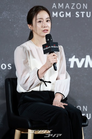 【フォト】45歳キム・テヒ、年齢を感じさせない圧倒的美しさ