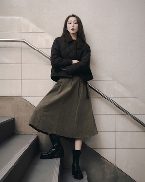 【フォト】イ・ソンギョン、都心をランウェイにしてしまうビジュアル…都会的な「秋の女神」