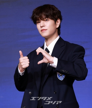 【フォト】Stray Kidsスンミン、キュートな犬耳