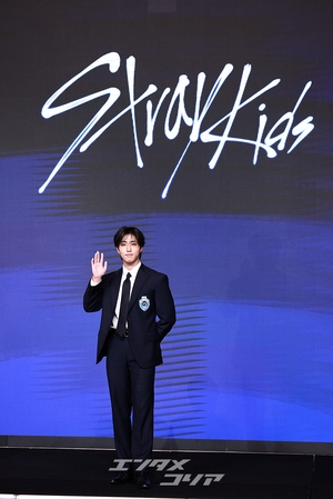 【フォト】Stray Kidsハン、雰囲気のある男