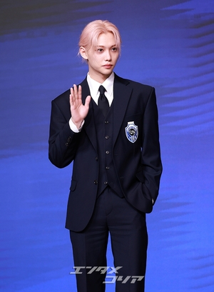 【フォト】Stray Kidsフィリックス、セクシーな猫耳