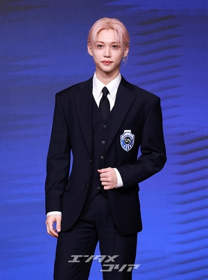 【フォト】Stray Kidsフィリックス、セクシーな猫耳