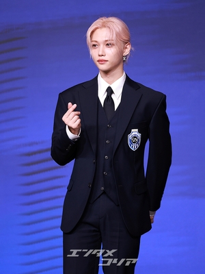 【フォト】Stray Kidsフィリックス、セクシーな猫耳