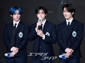 【フォト】Stray Kids、4thアルバム「KARMA」リリース