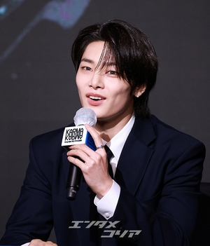 【フォト】Stray Kids、4thアルバム「KARMA」リリース