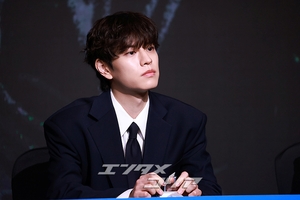 【フォト】Stray Kids、4thアルバム「KARMA」リリース