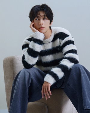 【フォト】キム・ミンジュ、ホン・ギョンの肩に寄り掛かって和やかな2ショット…相性抜群