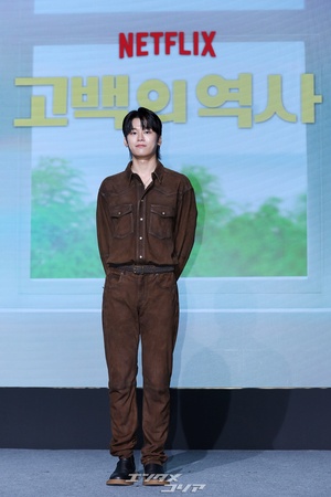 【フォト】『告白ヒストリー』で学校一の人気者を演じるチャ・ウミン