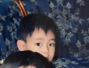 【フォト】防弾少年団V、幼少時代のキュートな写真公開