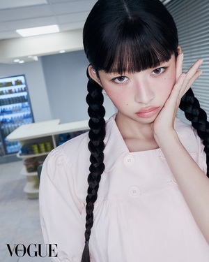 【フォト】IVEレイ、はつらつとしたエネルギーでシック＆ラブリーな魅力