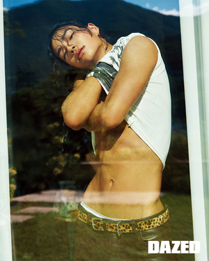 【フォト】ALLDAY PROJECT　大胆×セクシー・グラビア公開＝「DAZED」