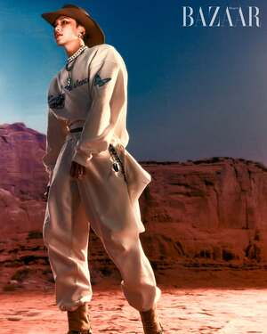 【フォト】入隊間近のSEVENTEENホシ、ワイルドでファッショナブルな姿