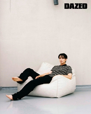 【フォト】SUPER JUNIORイトゥク「腹筋チラ見せ」グラビア