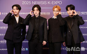 【フォト】ATEEZ、シックな魅力さく裂