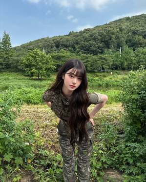 【フォト】IVEウォニョン　戦闘服も完璧に着こなす美ビジュアル