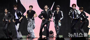 【フォト】ZEROBASEONE、カリスマあふれるステージ