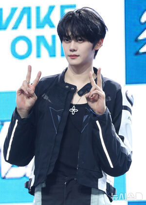 【フォト】ZEROBASEONE、男らしく変身　1stフルアルバム「NEVER SAY NEVER」で音楽活動展開