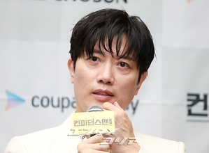 【フォト】パク・ミニョン＆パク・ヒスン＆チュ・ジョンヒョク、『コンフィデンスマンKR』の主役たち