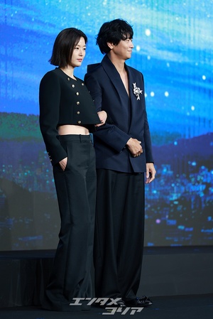 【フォト】チョン・ジヒョン＆カン・ドンウォン、まさに歴代最高の組み合わせ