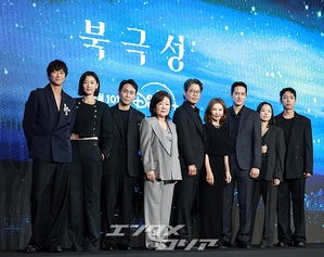 【フォト】チョン・ジヒョン＆カン・ドンウォン＆オ・ジョンセ＆パク・ヘジュンら、『北極星』のキャストたち