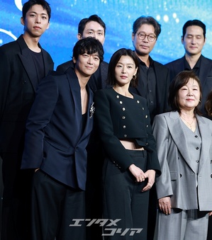 【フォト】チョン・ジヒョン＆カン・ドンウォン＆オ・ジョンセ＆パク・ヘジュンら、『北極星』のキャストたち