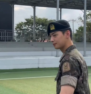 【フォト】チャウヌ　たくましい腕＋りりしい顔…さすが訓練代表