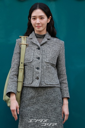 【フォト】パク・ギュヨン　秋物ツーピースでおしゃれ＋ラブリー笑顔