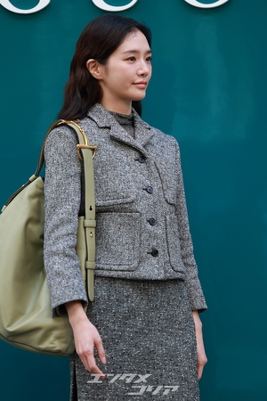 【フォト】パク・ギュヨン　秋物ツーピースでおしゃれ＋ラブリー笑顔