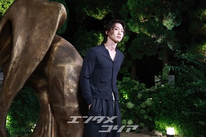 【フォト】イ・サンホン　輝くオーラに視線集中