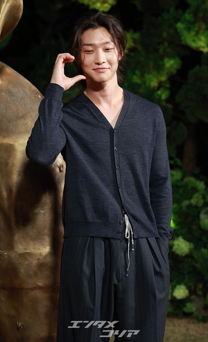 【フォト】イ・サンホン　輝くオーラに視線集中