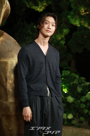 【フォト】イ・サンホン　輝くオーラに視線集中