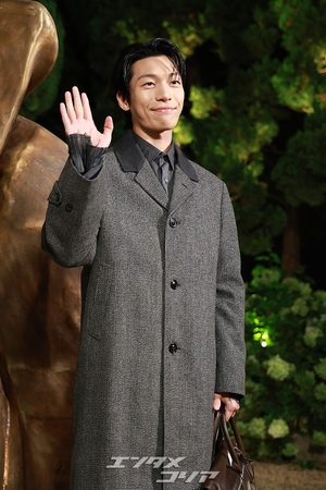 【フォト】ウィ・ハジュン　スイート笑顔であなたのハートを狙い撃ち