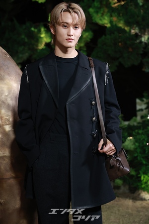 【フォト】NCTマーク　シグネチャー・ポーズ＆穏やか笑顔