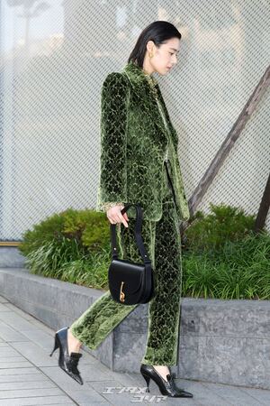 【フォト】チョン・ウンチェ「ゴージャスな緑色コーデ」
