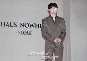 【フォト】坂口健太郎　シックなスーツ姿＆胸キュンビジュアル