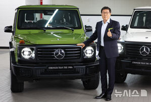 【フォト】メルセデス・ベンツのイベントに出席した車範根＆秋信守＆イ・ドンフィ