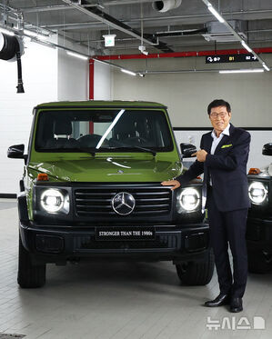 【フォト】メルセデス・ベンツのイベントに出席した車範根＆秋信守＆イ・ドンフィ