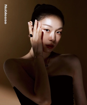 【フォト】キム・ヨナ、グラビアで美肌披露…相変わらずの上品さ