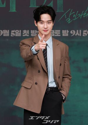 【フォト】おしゃれなチャン・ドンユン、ほのぼのとしたビジュアル