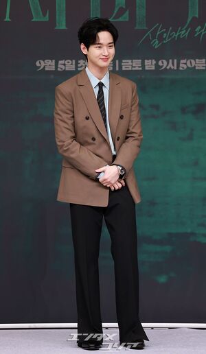 【フォト】おしゃれなチャン・ドンユン、ほのぼのとしたビジュアル