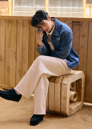 【フォト】「ビジュアルの天才」チャウヌ×コ・ユンジョン、マリテ+フランソワ・ジルボーの秋グラビアに登場