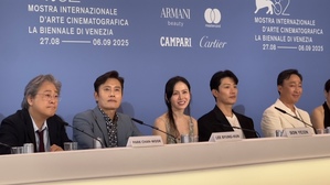 【フォト】ヴェネツィアを魅了した『仕方ない』のキャストたち、オフショット公開